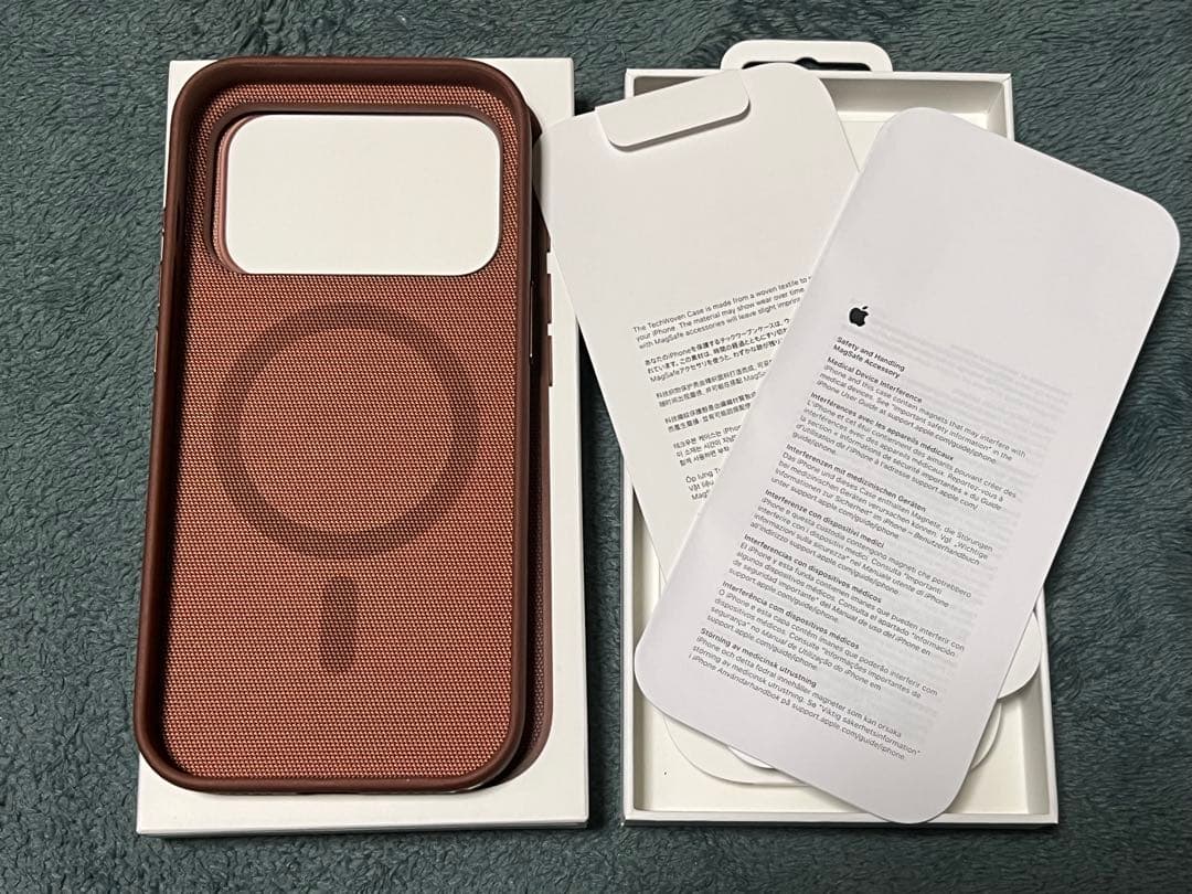 Apple 純正 iPhone 17 Proテックウーブンケース - シエナ
