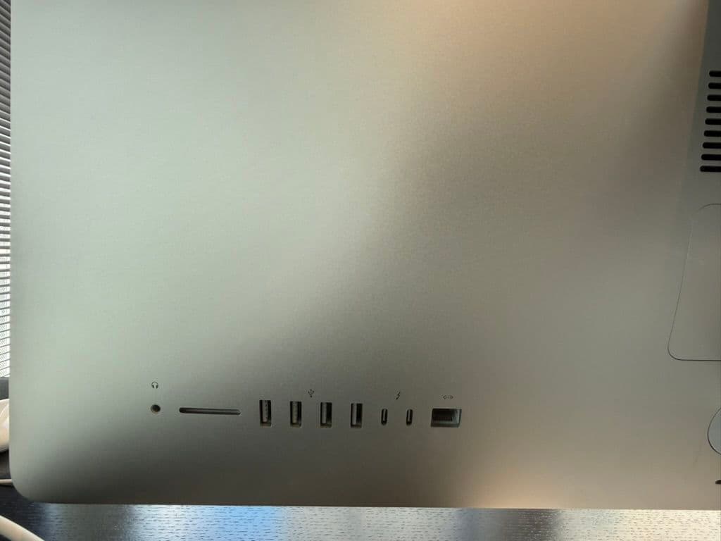 iMac2019(i9-3.6G・64G・1TB・Vega48)最強カスタマイズ