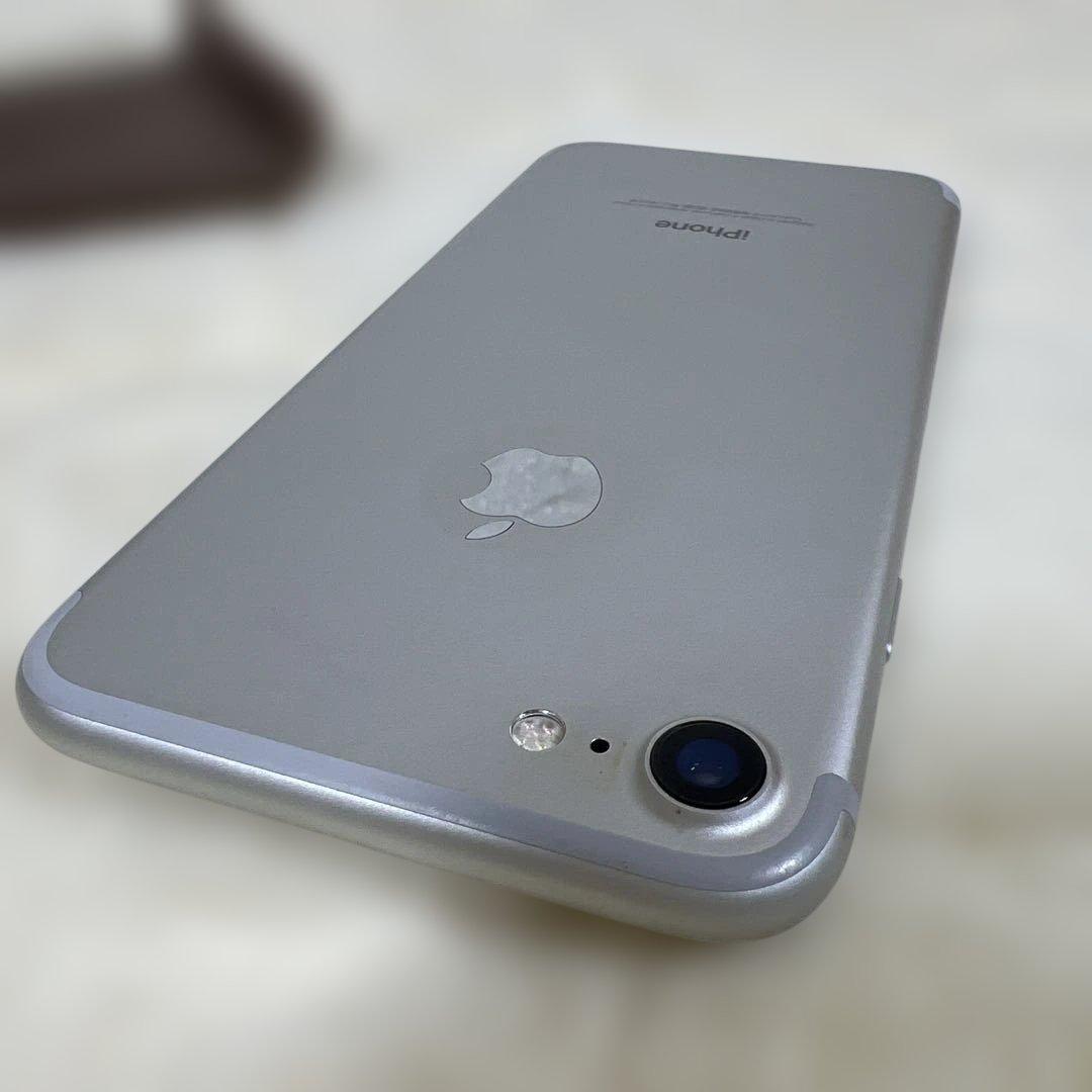 【美品】iphone7 32GB 100%