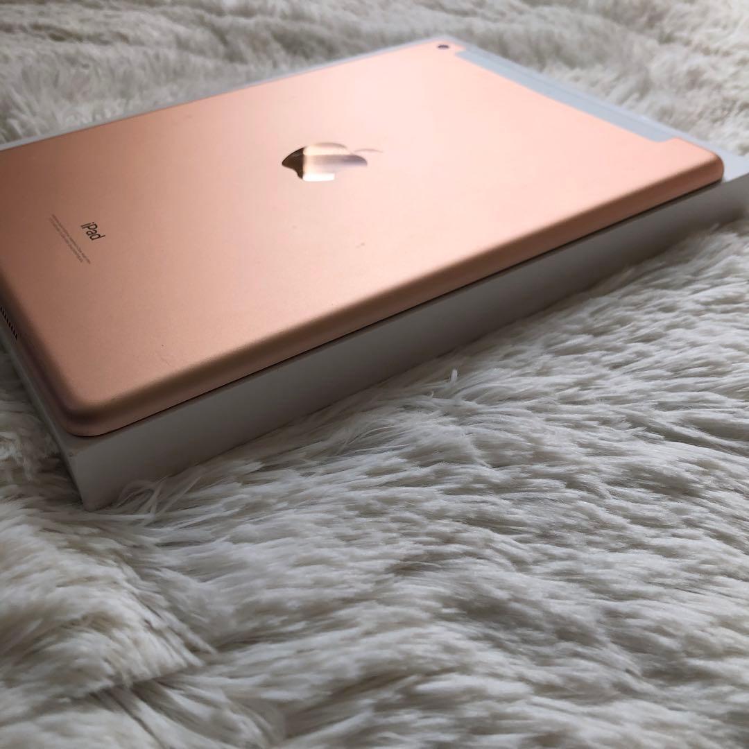 【完動品】iPad 第6世代 32GB SIMフリー【すぐ発送】【付属品】