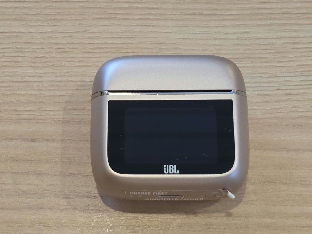 JBL Tour Pro 3 ワイヤレスイヤホン　ラテ