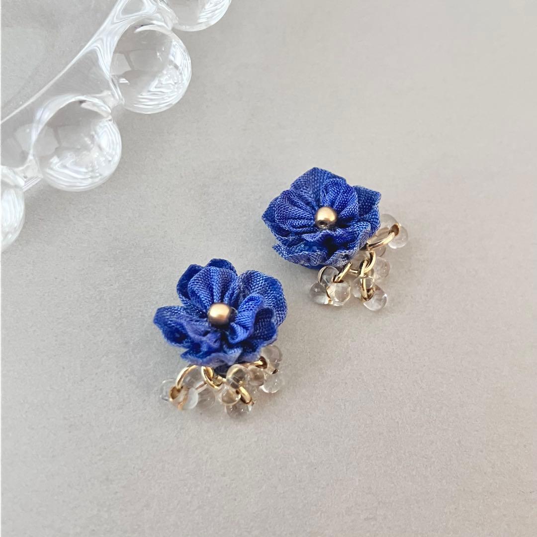 no.686 ブルー　ピアス　イヤリング　和風　つまみ細工　着物