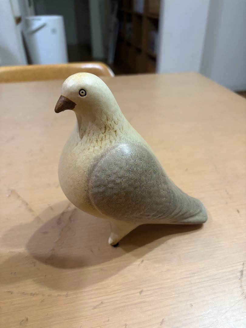 LISA LARSON 鳩の置物 陶器製