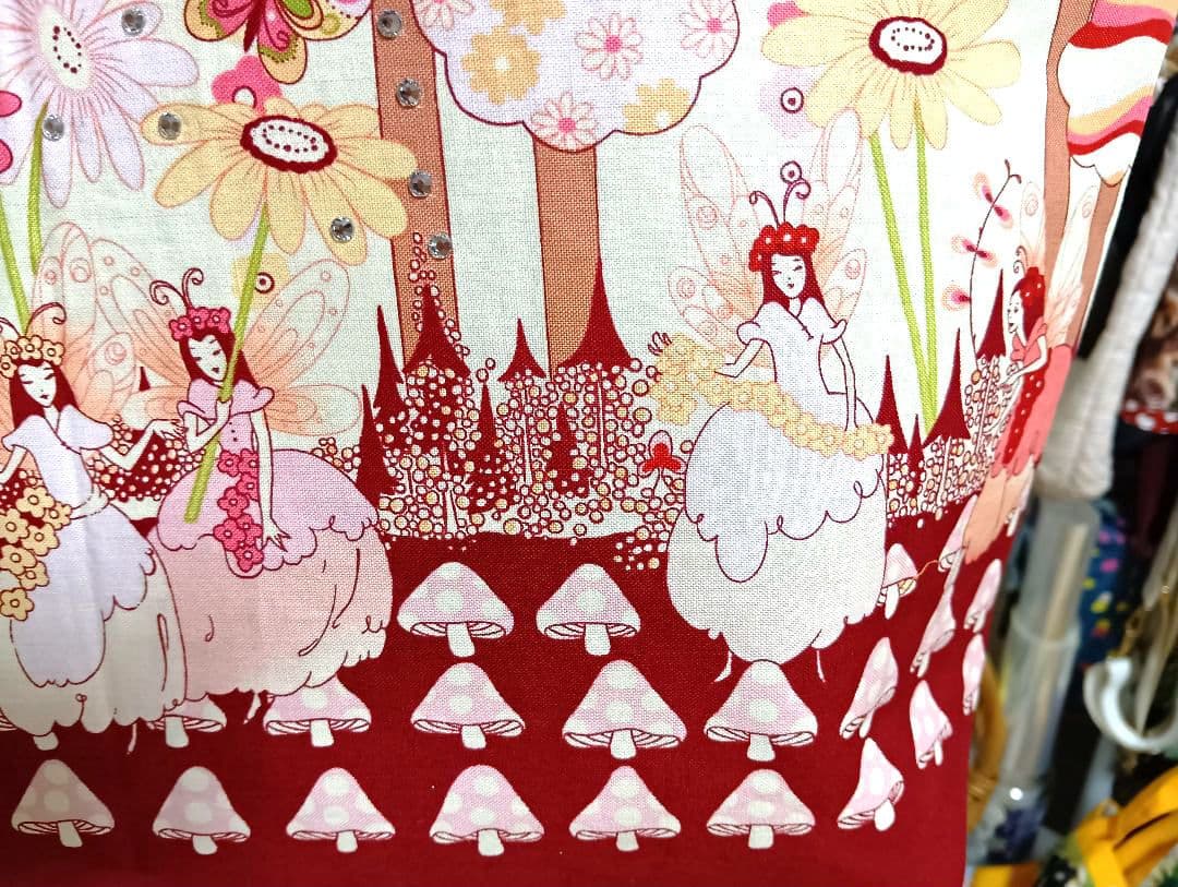 アレキサンダーヘンリー超大き目サイズ、珍しいレアプリントです１点物♡末まで価格♡