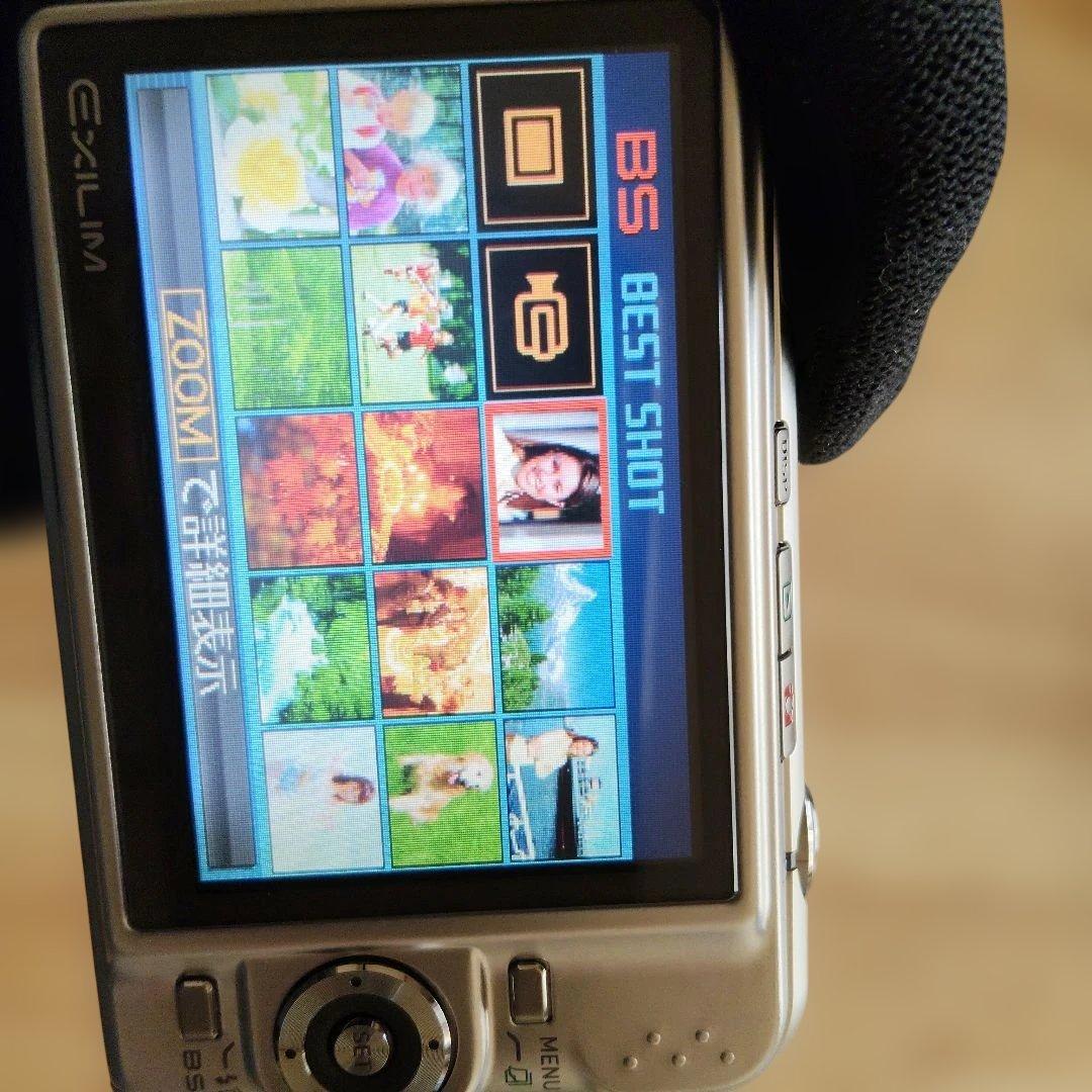 CASIO EXILIM EX-Z1000デジタルカメラ シルバー