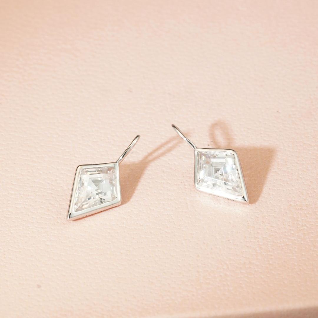 1ct菱型ペンダントトップ（4週間発送）