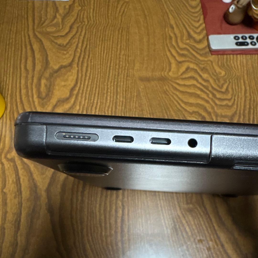 Macbook Pro 14インチ M4 Pro 24GB 1TB