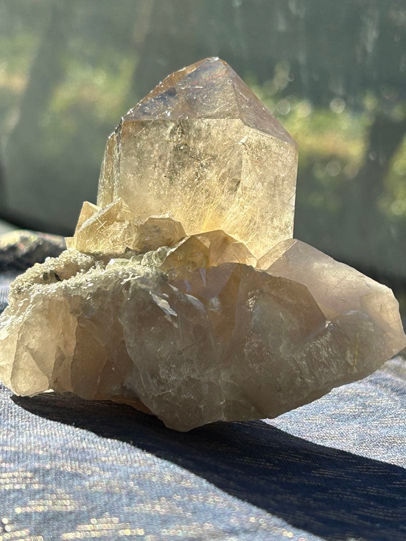 ルチレイテッドクォーツ原石AAAAA天然石母岩付　最高品質‼️大特価SALE