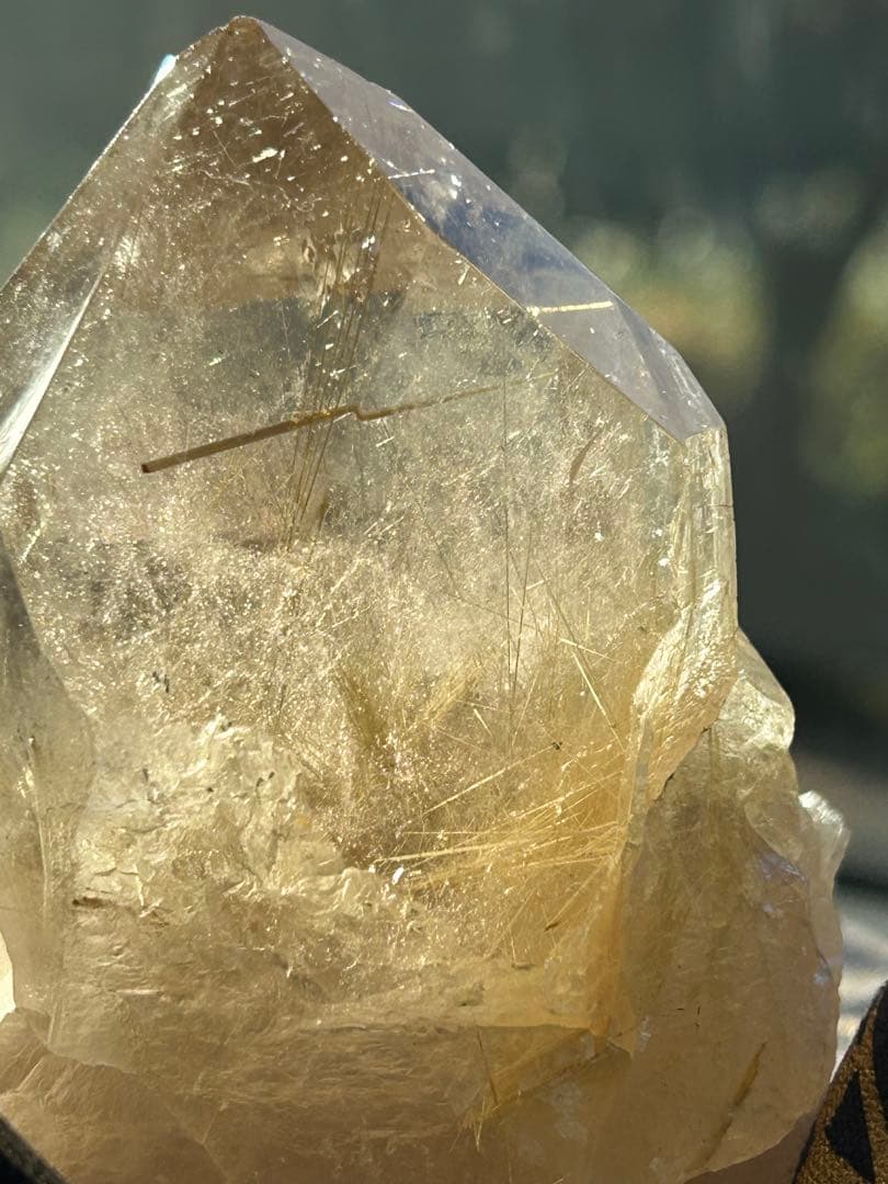 ルチレイテッドクォーツ原石AAAAA天然石母岩付　最高品質‼️大特価SALE