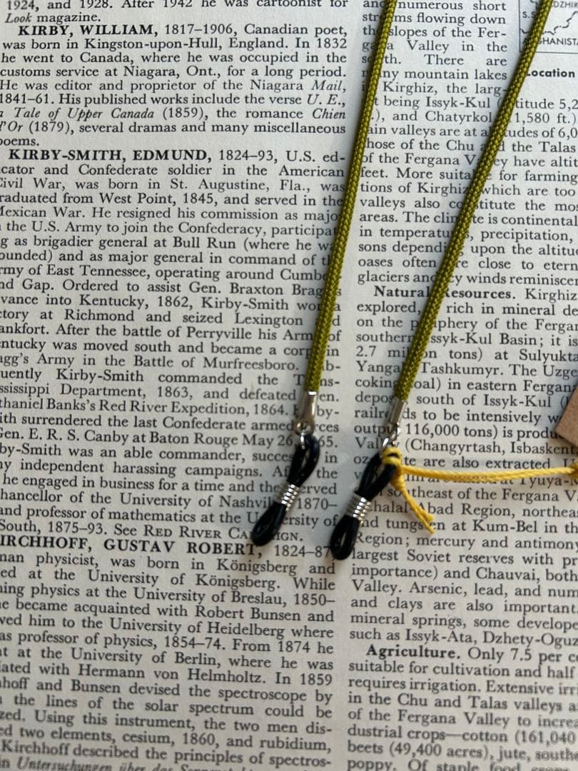 メガネコード 萌黄色 長さ調整可 ハンドメイド