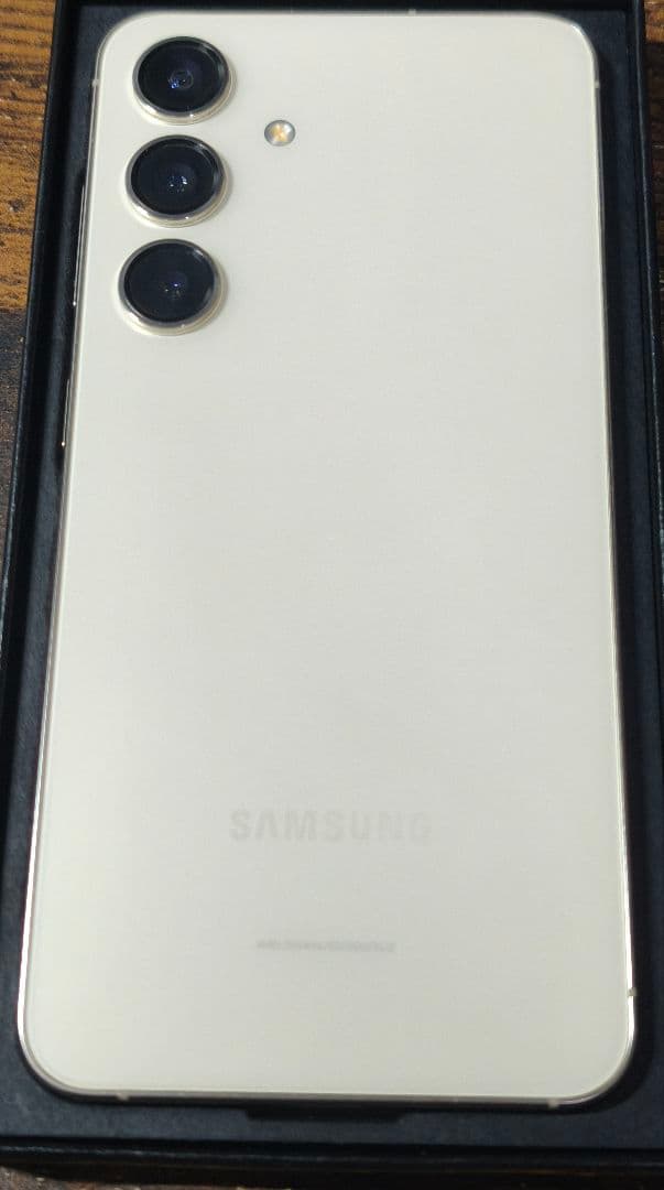 Samsung Galaxy S24 アンバーイエロー 本体 256GB