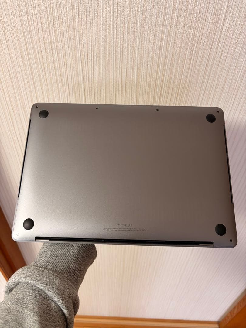 MacBook本体 MacBook Pro 13 2020 Core i7 32GB SSD4TB