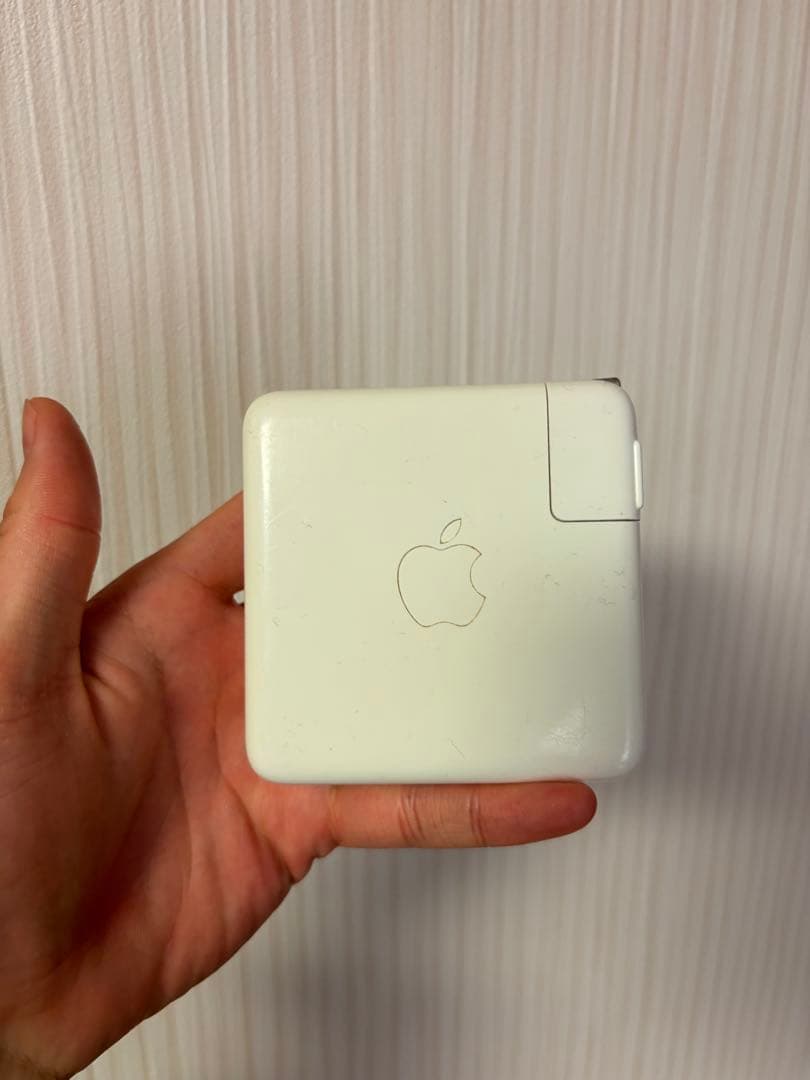 MacBook本体 MacBook Pro 13 2020 Core i7 32GB SSD4TB