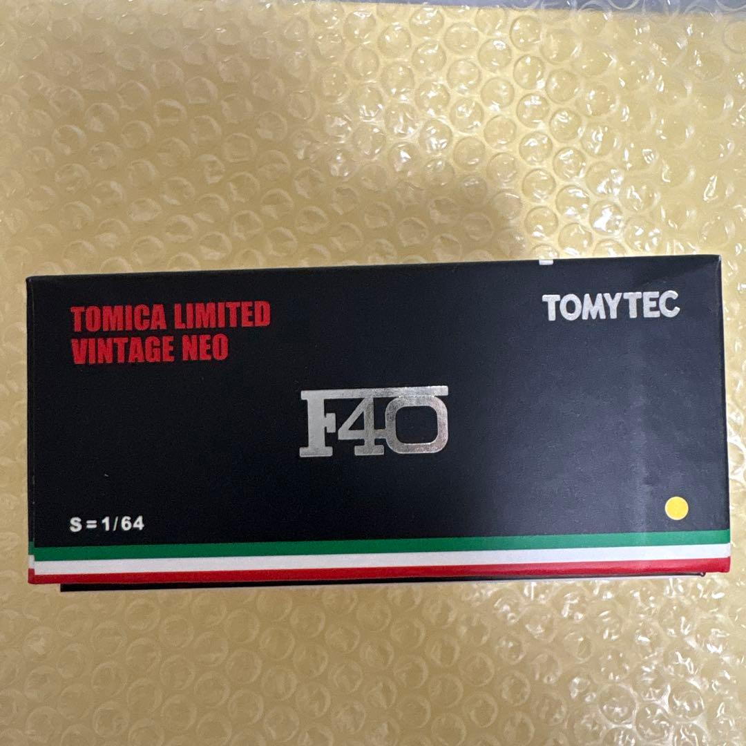 LV-NEO フェラーリF40 （黄） トミカリミテッドヴィンテージNEO