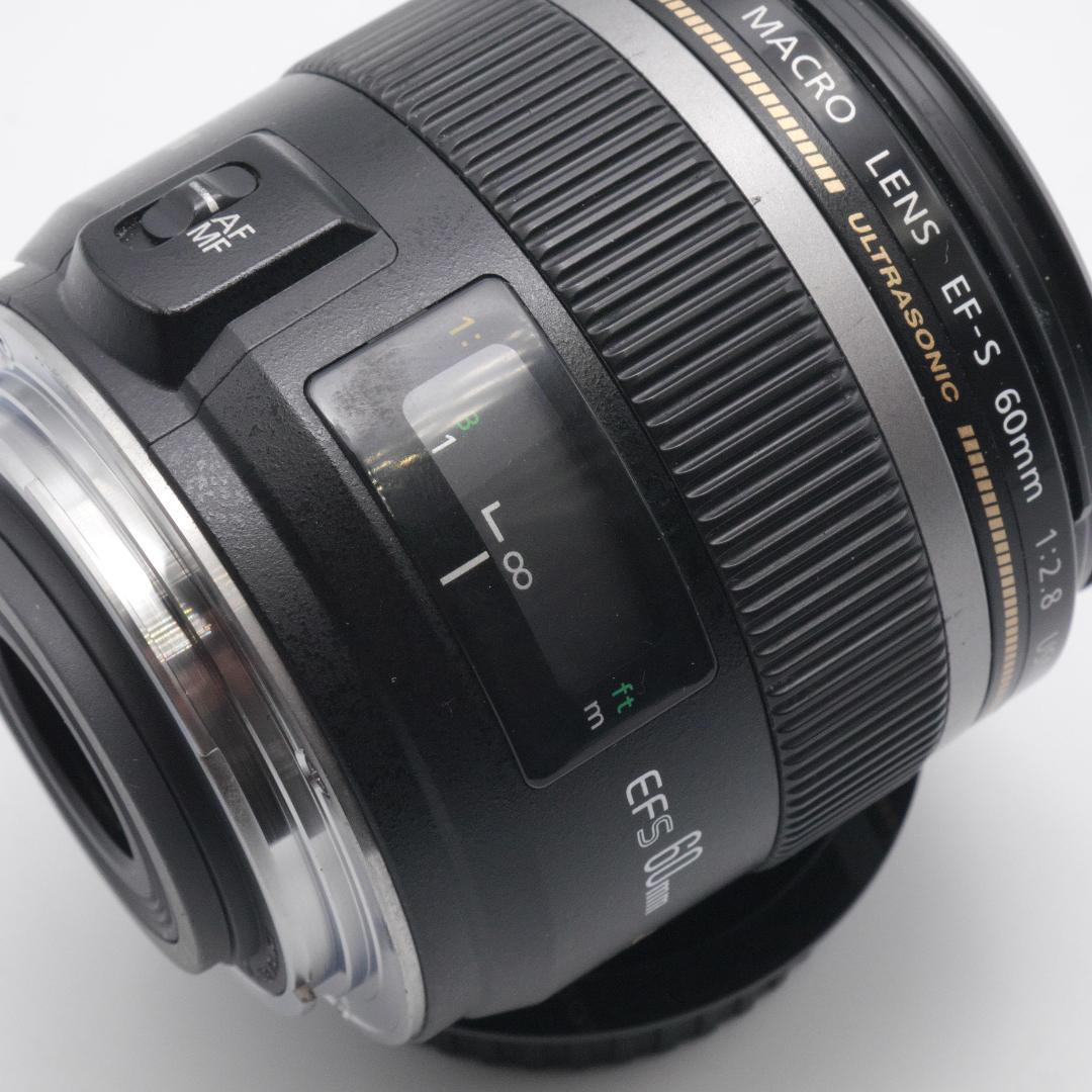 Canon EF-S 60mm F2.8 USM キヤノン