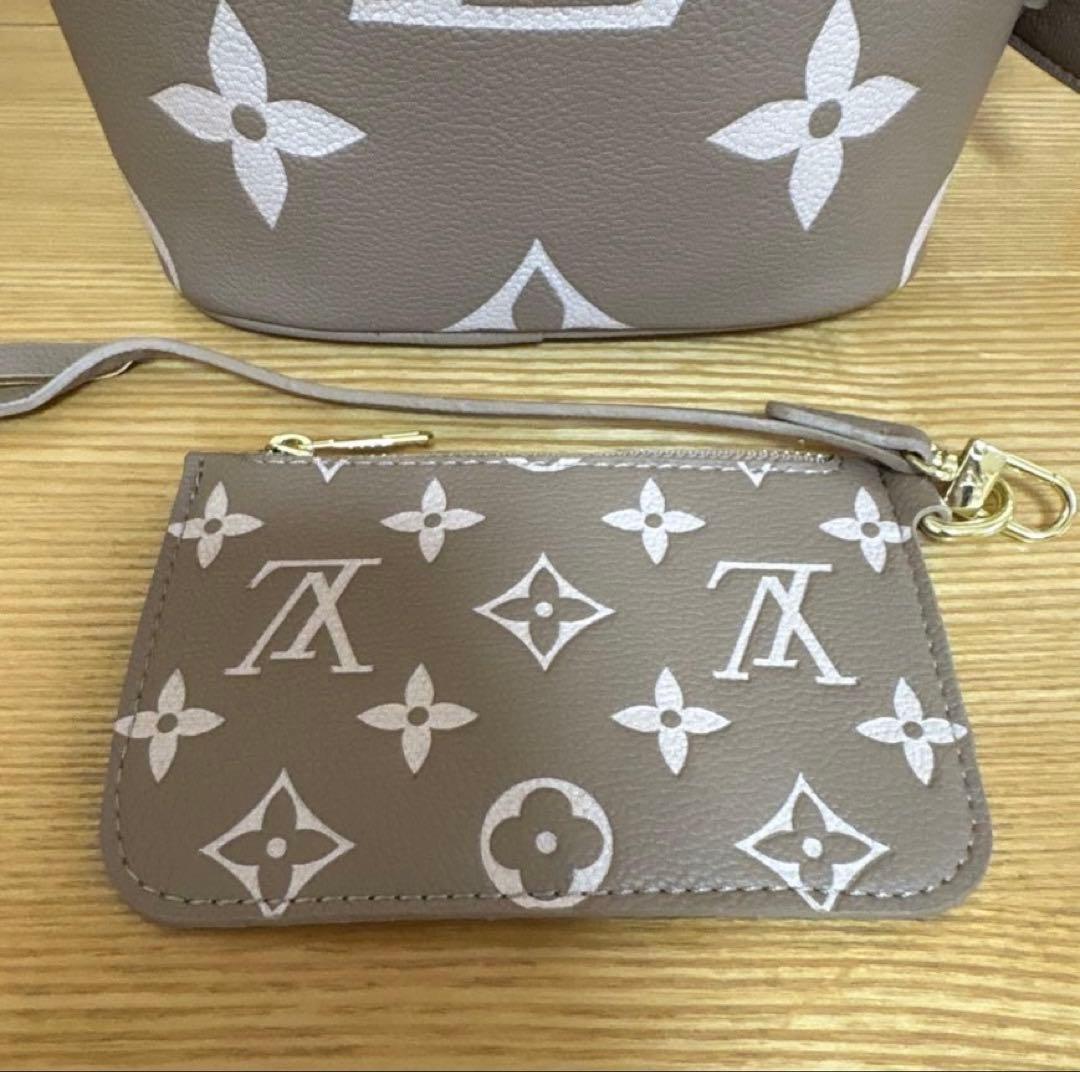 【ノベルティ】LV ベージュ　2wayショルダーバッグ