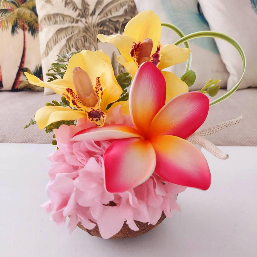 新品 ハワイアン ココナッツ フラワーアレンジメント ピンク