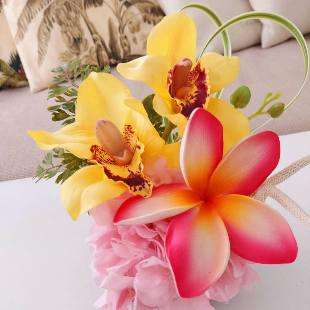 新品 ハワイアン ココナッツ フラワーアレンジメント ピンク