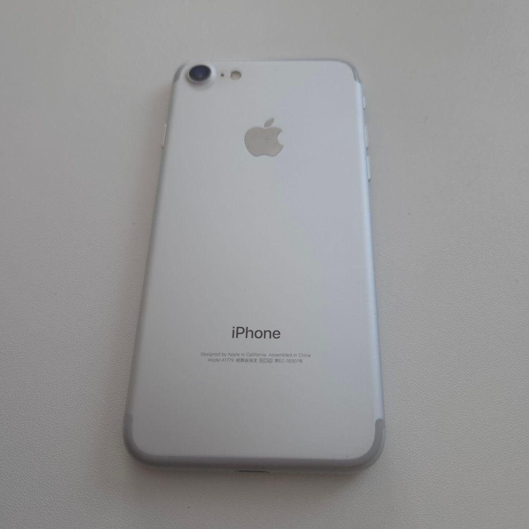 Apple iPhone7 32GB シムフリー バッテリー87% 64