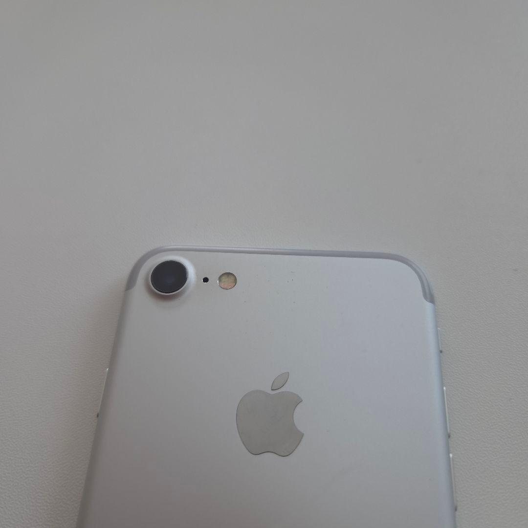 Apple iPhone7 32GB シムフリー バッテリー87% 64