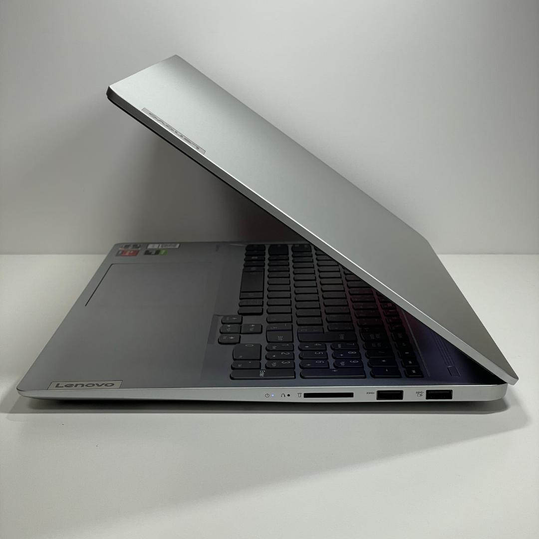 Lenovo IdeaPad 5 Pro Ryzen5 ノートPC office