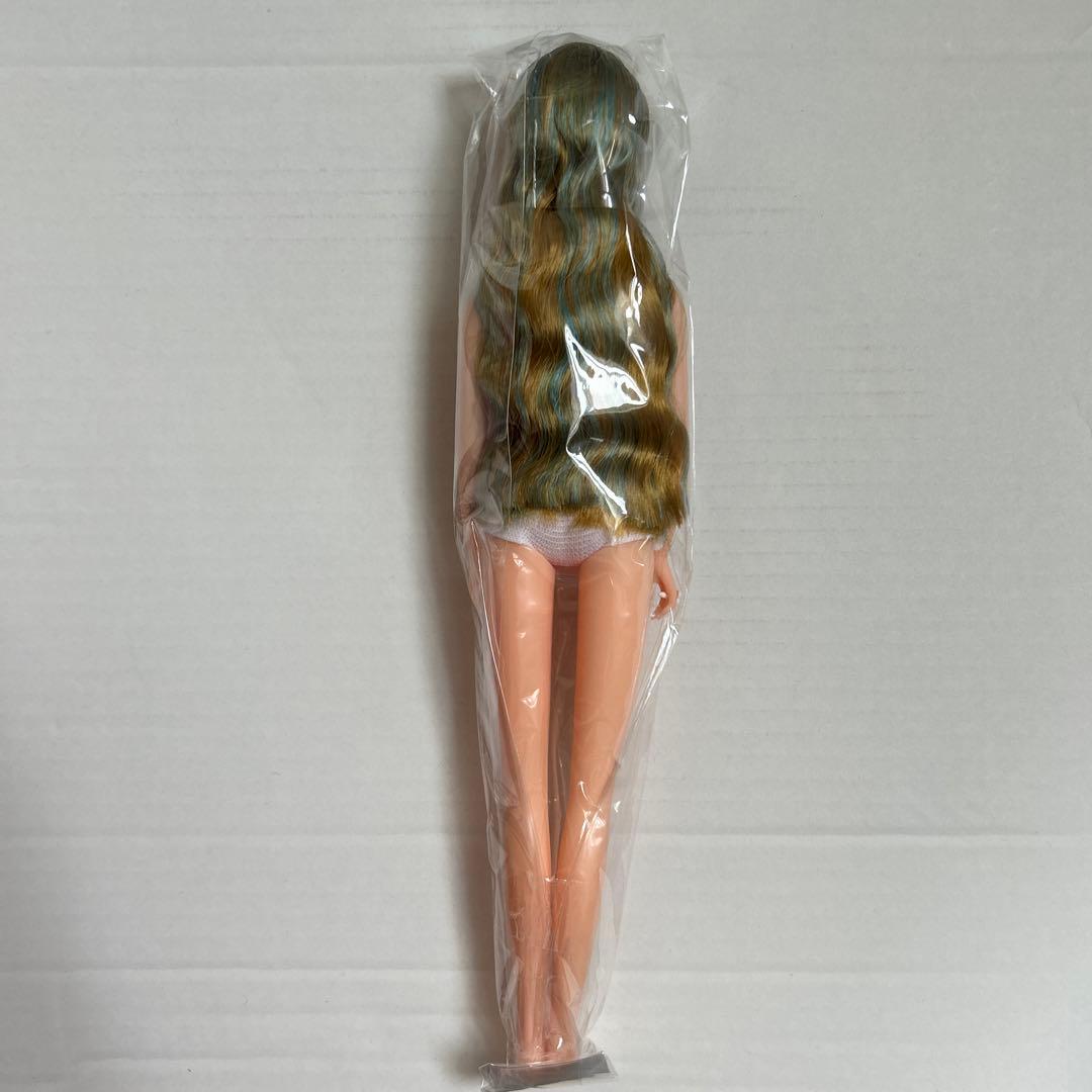 リカちゃんキャッスル　おたのしみドール①