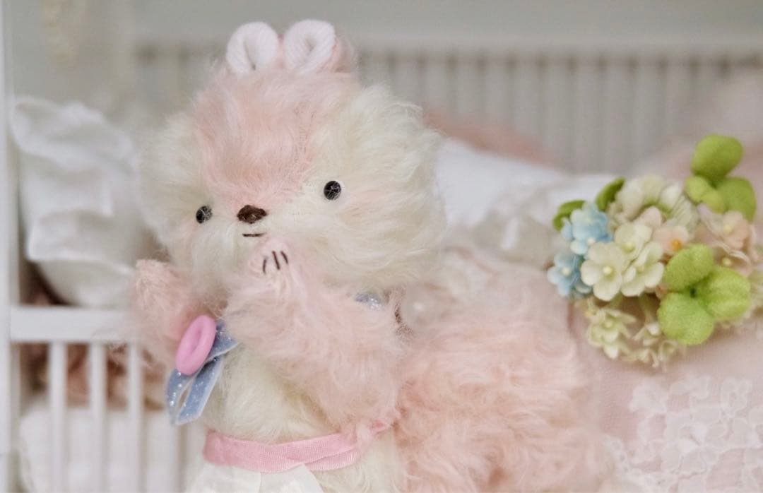 ピンク色のリスちゃん ぬいぐるみ 部屋飾り ロリィタ 海外作家様 ハンドメイド