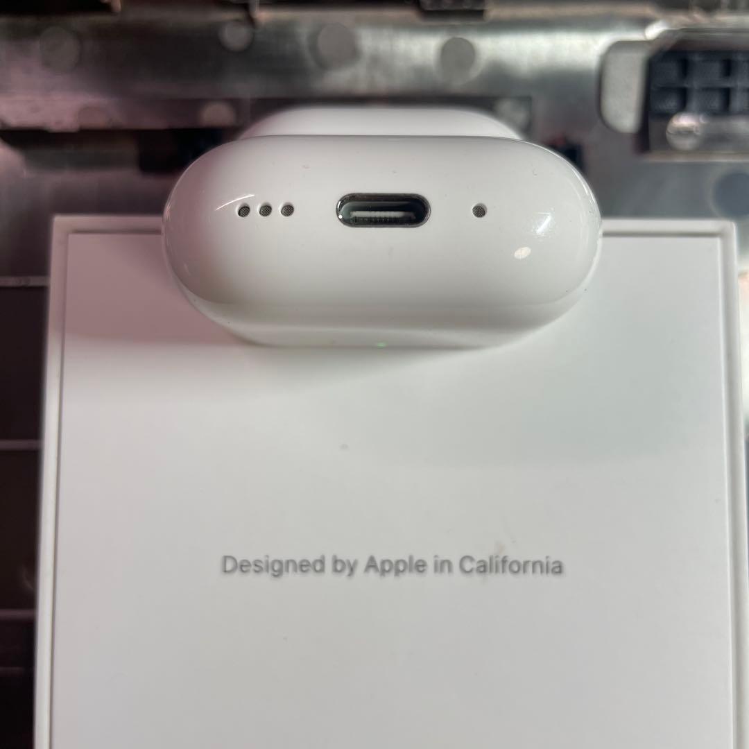 Apple AirPods 第4世代　ANC 充電ケース
