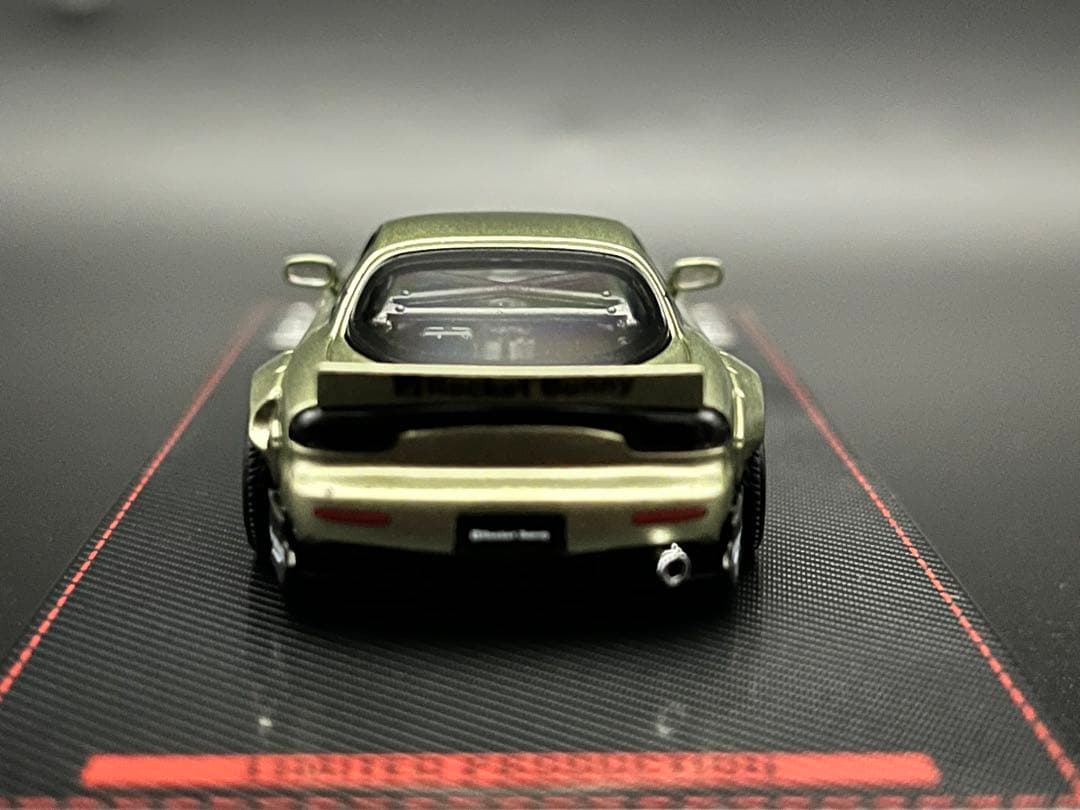 イグニッションモデル1/64 RX-7 FD ロケットバニー