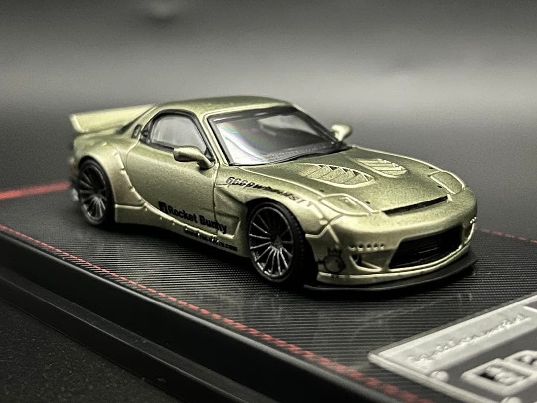 イグニッションモデル1/64 RX-7 FD ロケットバニー