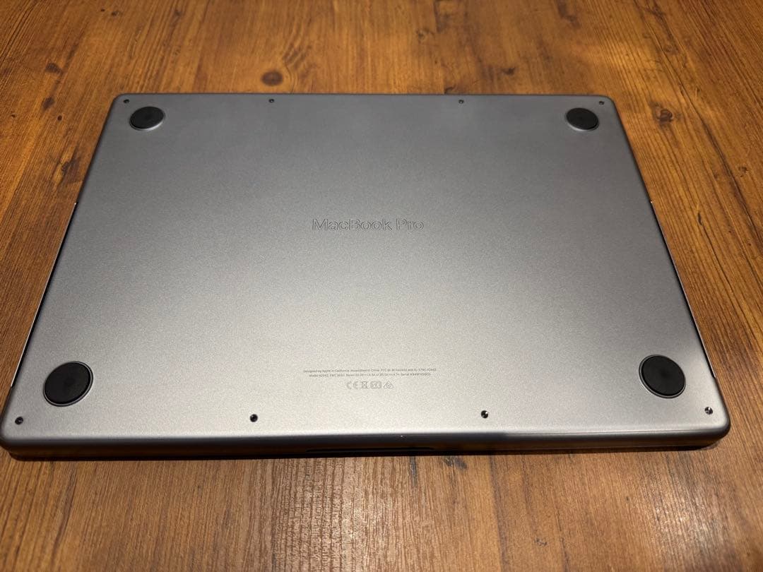 14インチMacBook Pro M1 スペースグレイ