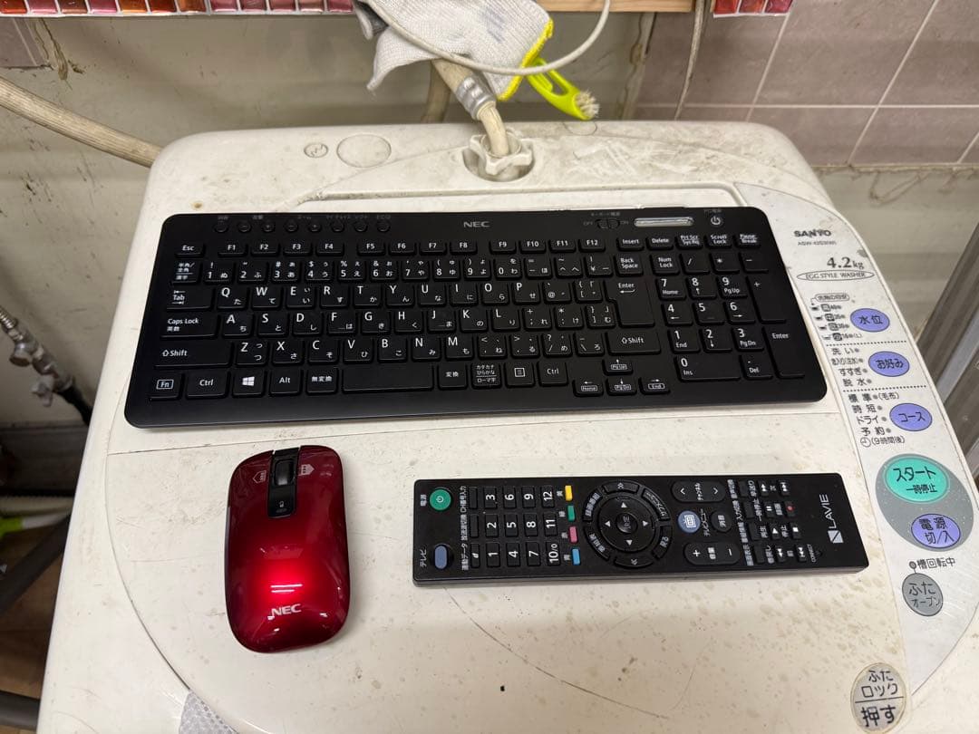 NEC LAVIE 一体型パソコン PC-DA970MAB ②