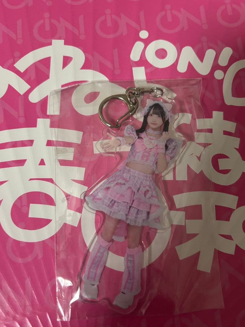 iON! 恋春ねね　アクキー　うちわ　チェキ