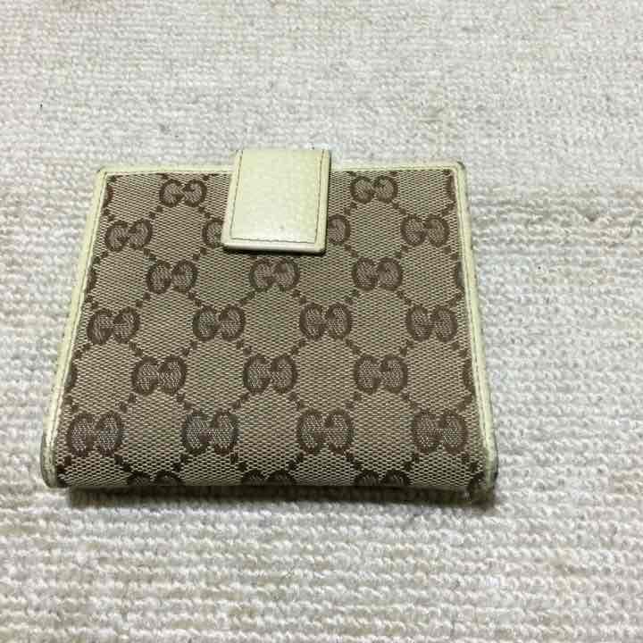 Gucci財布