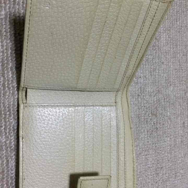 Gucci財布