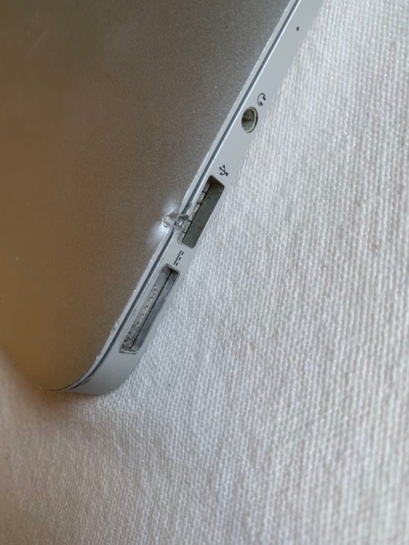 ジャンク品✴︎MacBook Air (13-inch, 2017) A1466