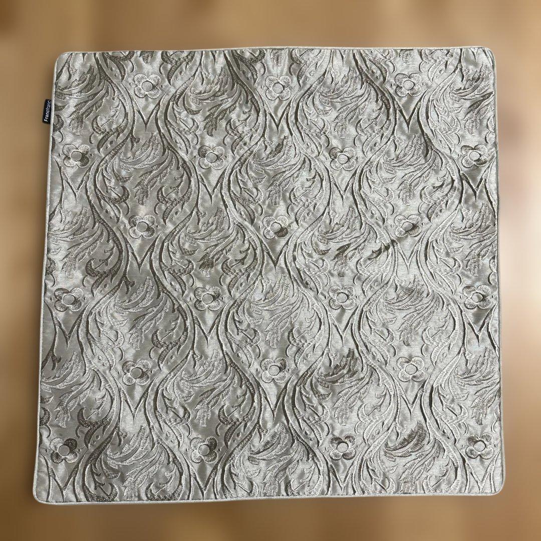 Francfranc クッションカバー 2枚セット レーヨン100% 刺繍