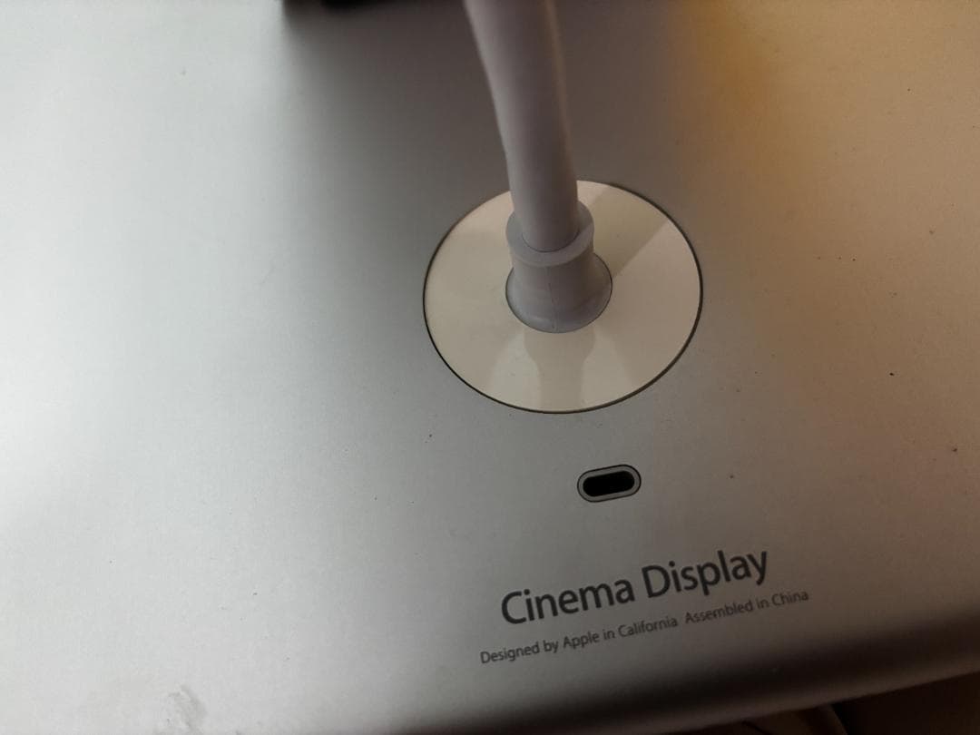 Apple Cinema Display 20インチ A1081 状態良好