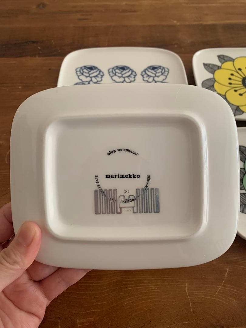 マリメッコ　marimekko お皿　４枚セット