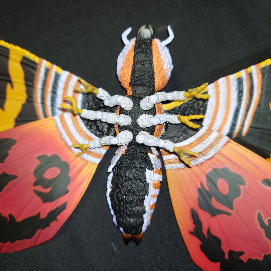 S.H.MonsterArts　モスラ（成虫）＆モスラ（幼虫）