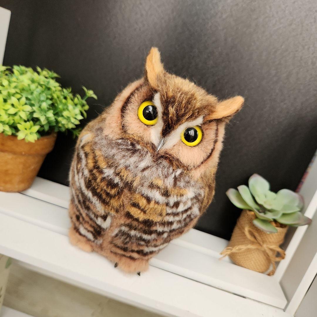 羊毛フェルト製置物　アメリカワシミミズク　高さ約19cm