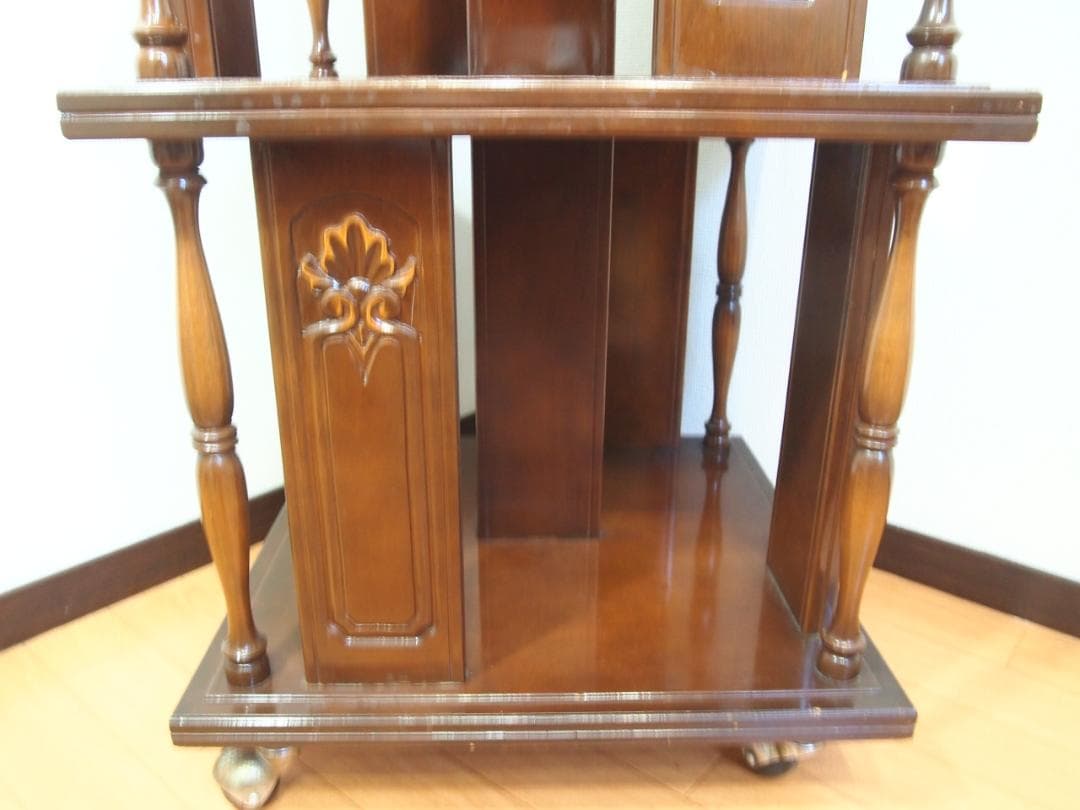 【良品】徳田家具 TOKUDA アンティーク調 キャスター付ブックスタンド/本棚