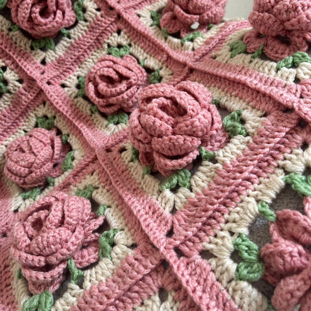 大人気✻*˸ꕤ*˸再…販バラのモチーフ かぎ編みブランケット