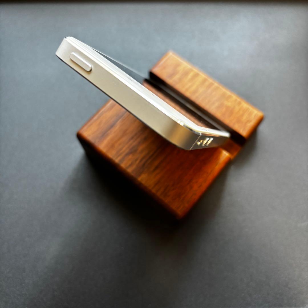 ✨バッテリー新品交換済み: 美品✨Apple iPhone 5s 16GB