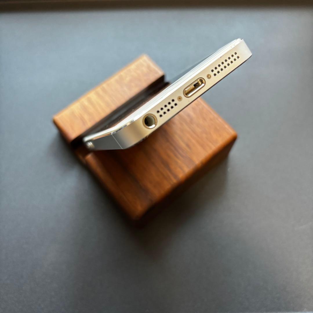 ✨バッテリー新品交換済み: 美品✨Apple iPhone 5s 16GB