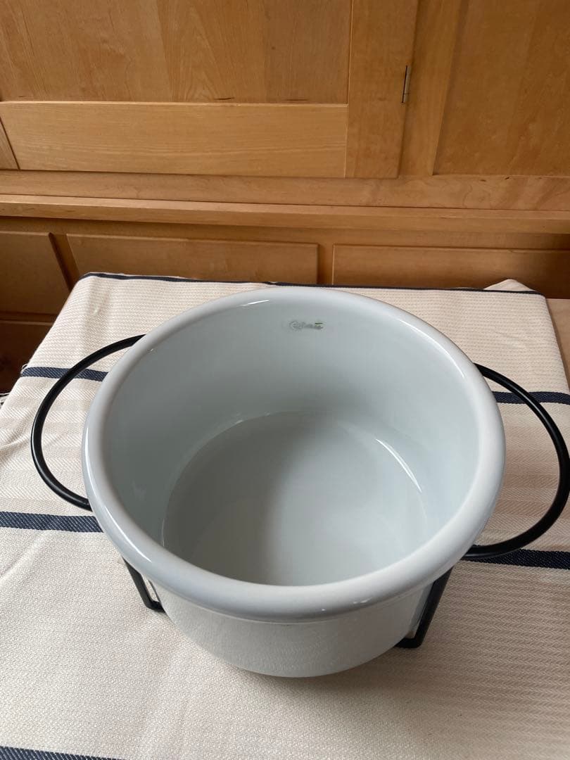 新品　Eslau　エスラウ　ラメキン　ココット　ホルダー付　石黒智子　北の住まい