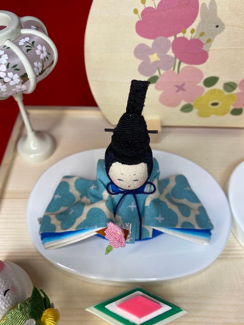 koti　雛人形　五人飾り収納セット・サイズ間口約３３×奥行約２４×高さ約２６㎝