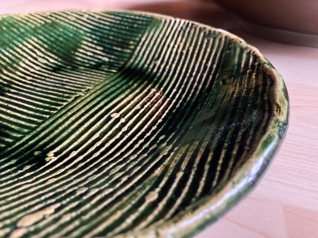 美濃焼(みのやき) 総織部櫛目7.5盛皿