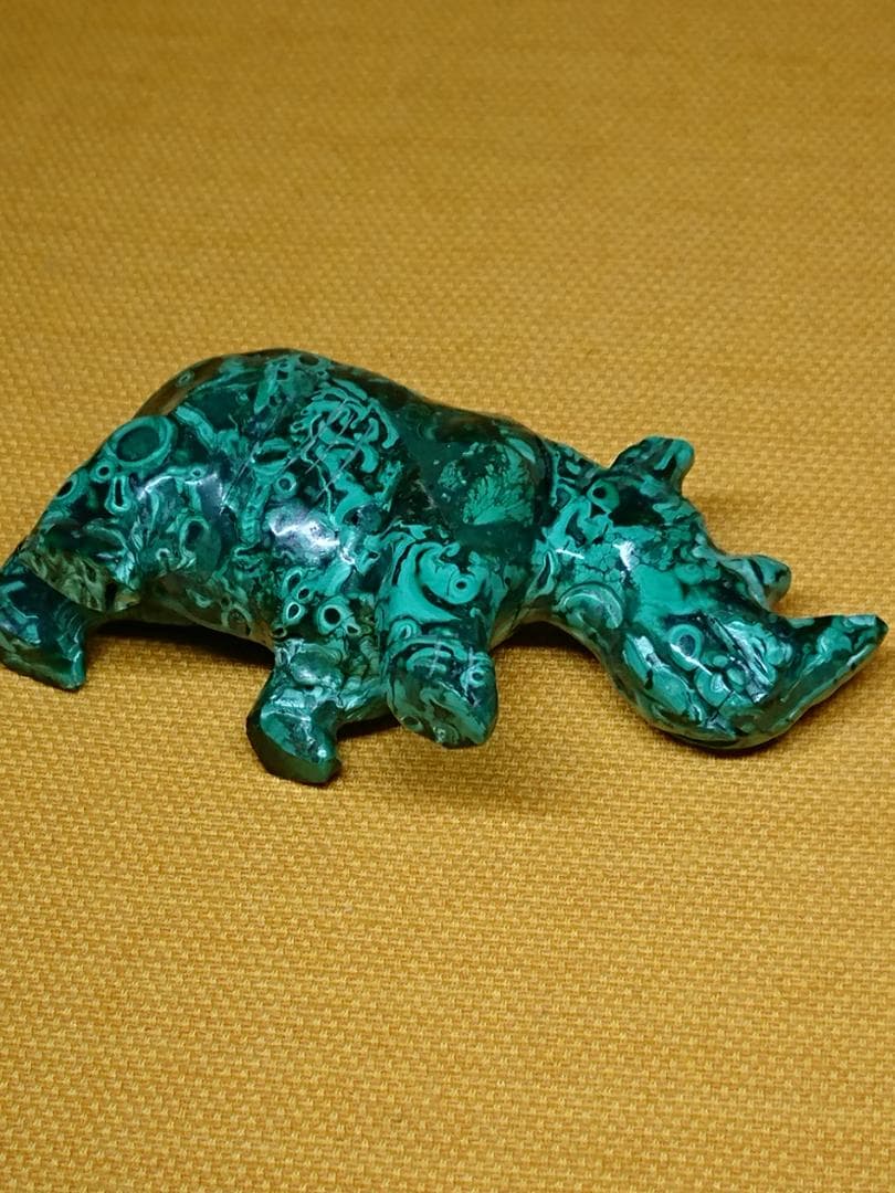 サイ　彫刻　天然石　彫像　オブジェ　置物　インテリア　工芸品　美術品　A3332