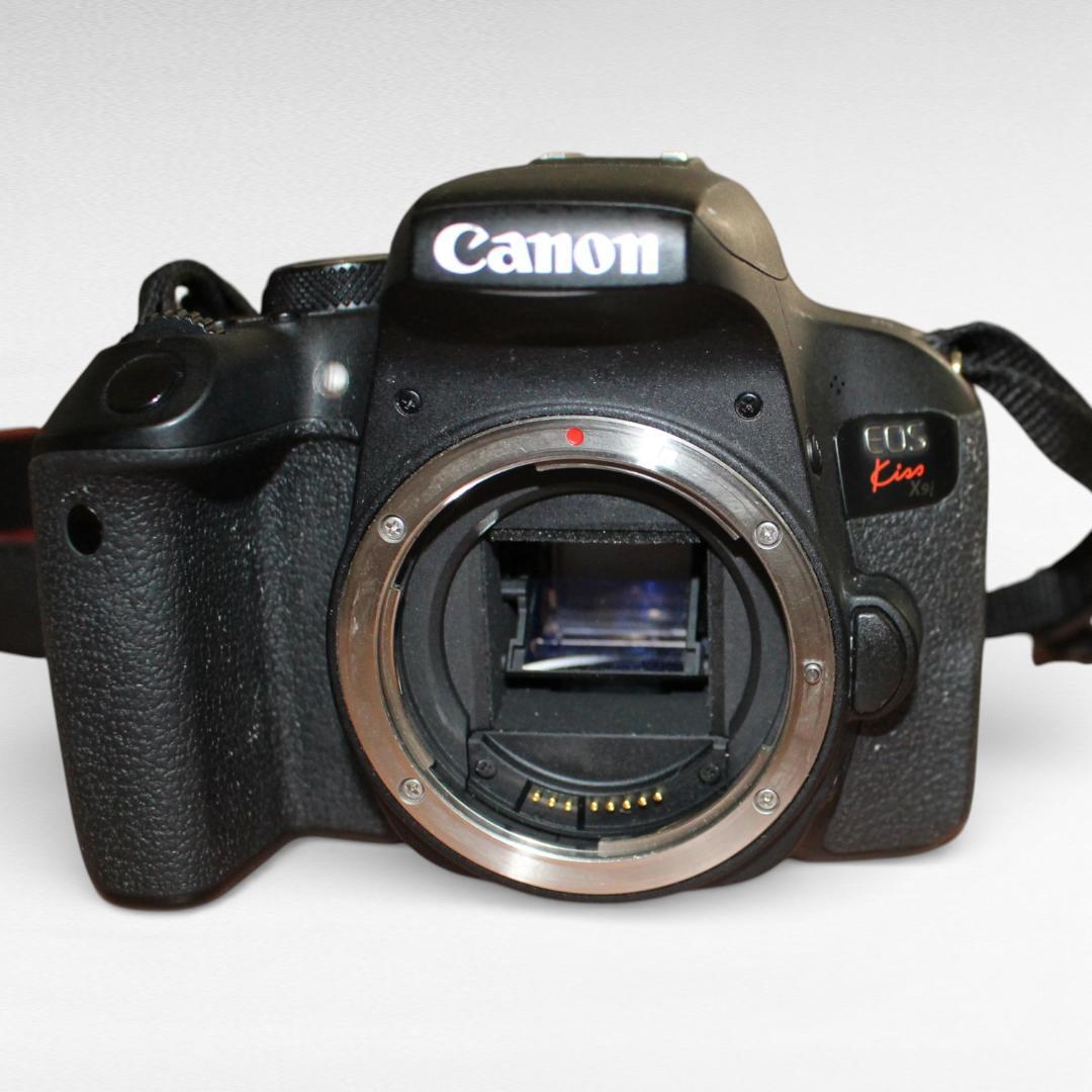 Canon キャノン EOS Kiss X9i レンズ付 2420万画素 動作品